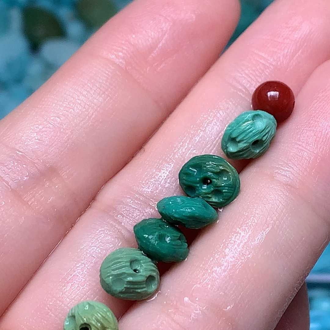 南红玛瑙未镶嵌珠宝奇石