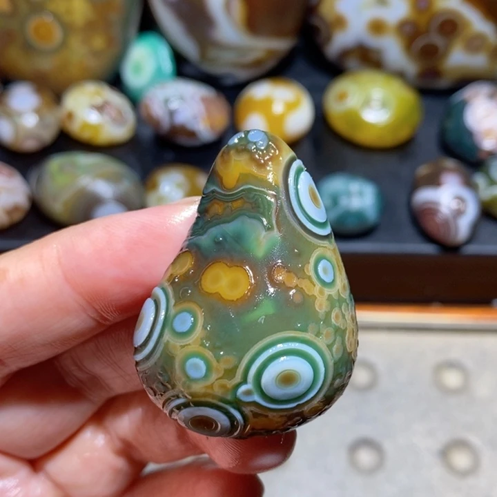 未镶嵌玛瑙/玉髓珠宝半成品7