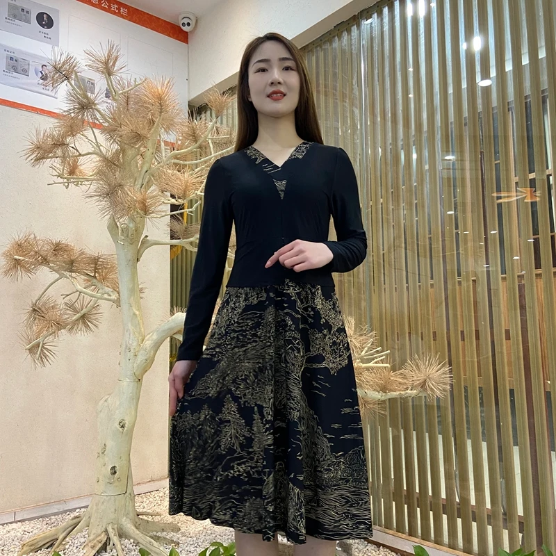 春季新款假两件连衣裙2025时尚印花国风款遮肉显瘦气质女士长袖裙