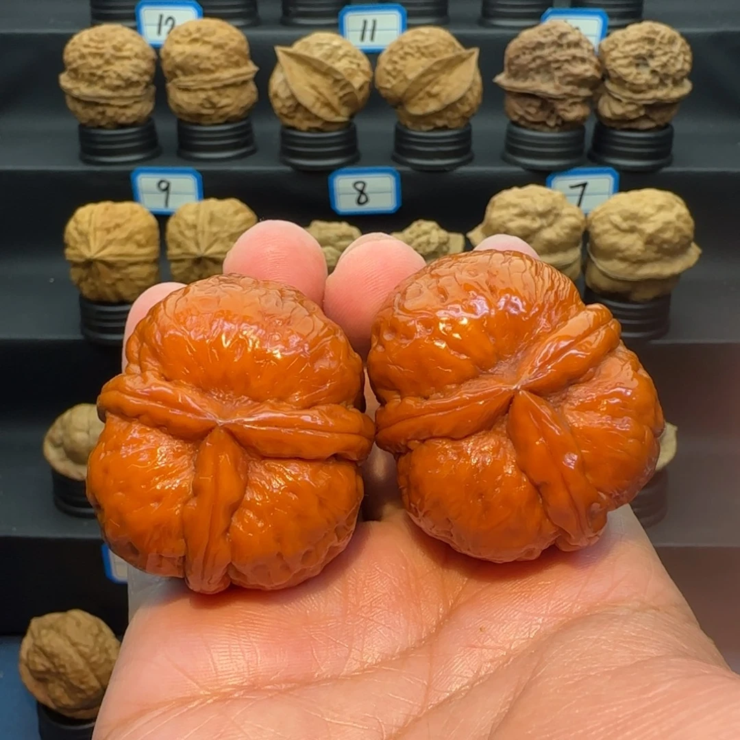 無***淰桃核把件炸三核桃