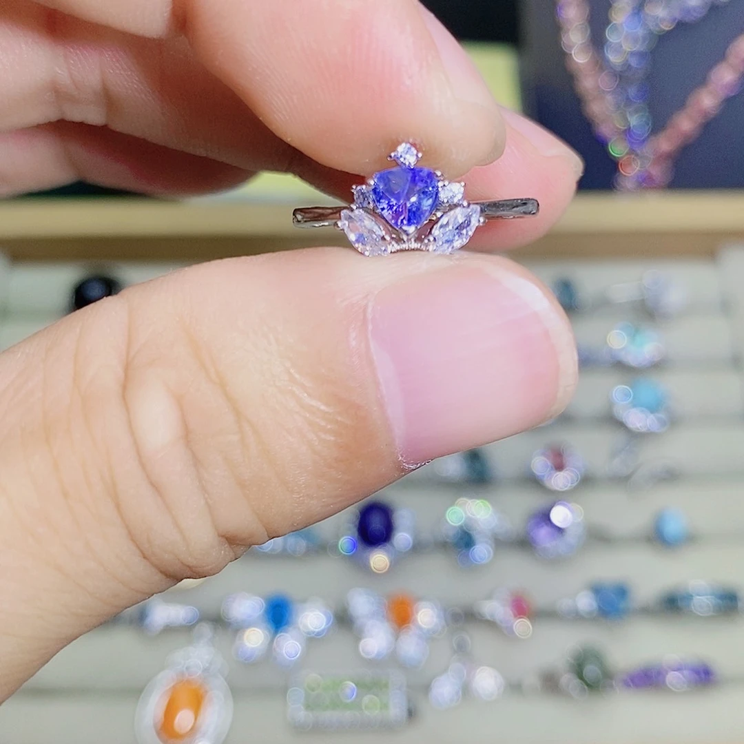 坦桑石戒指未镶嵌