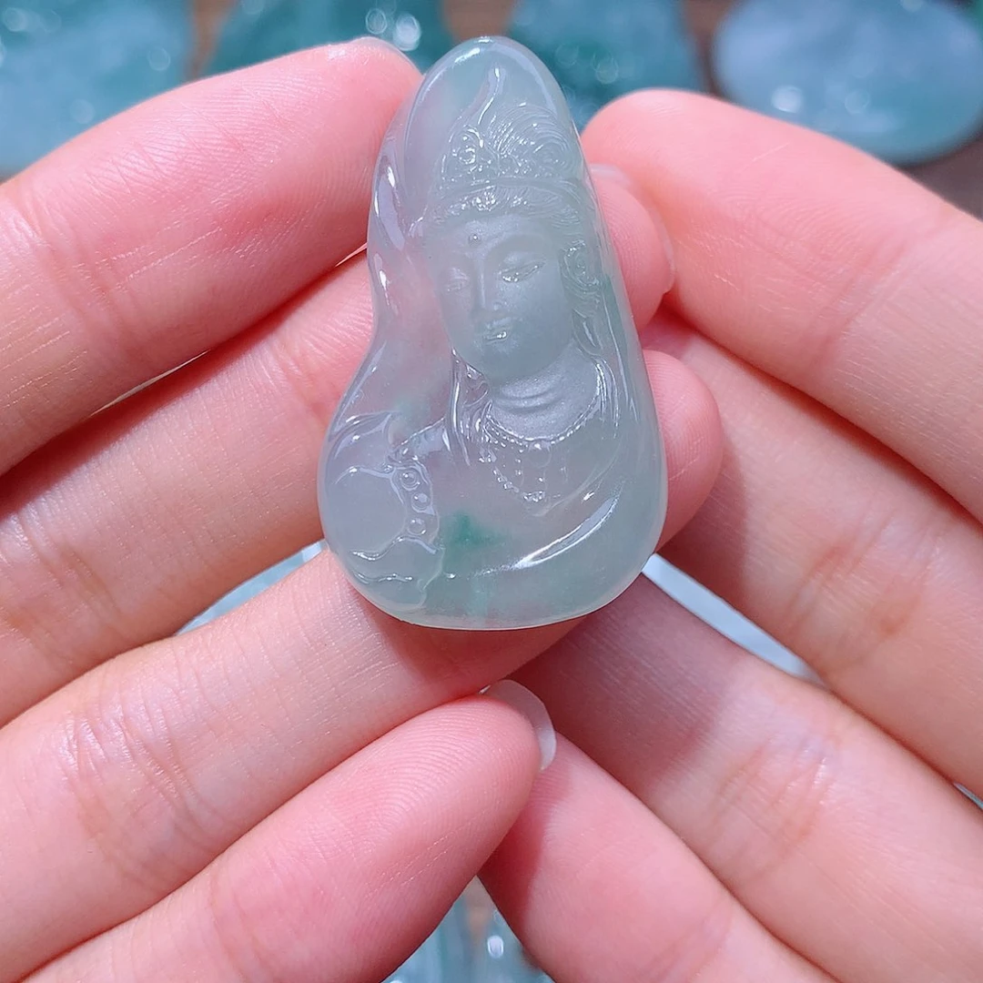颈饰未镶嵌翡翠佛头