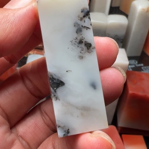 老挝石我们的确是一