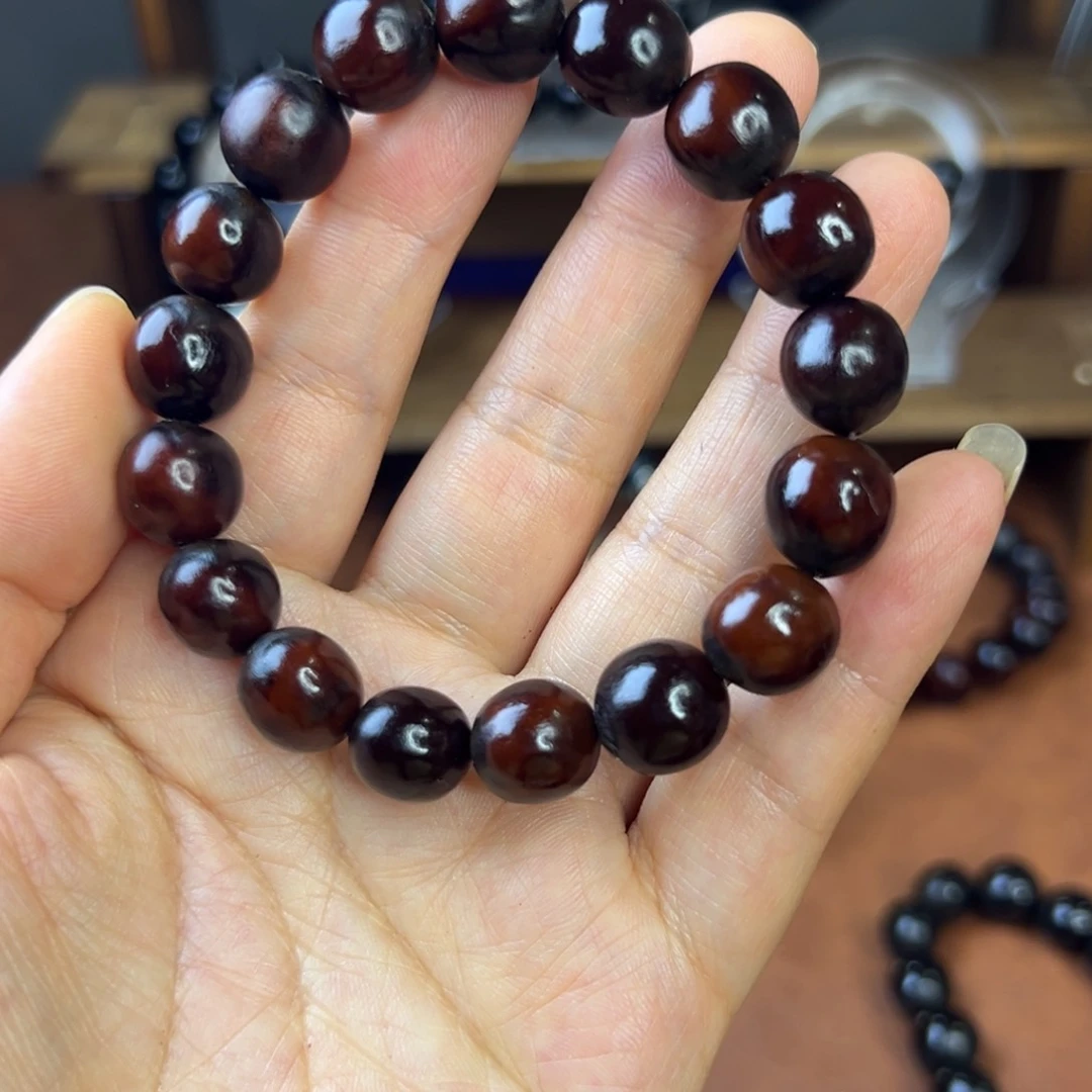 冯*某极致款手串卡12.5毫米18颗籽咖色