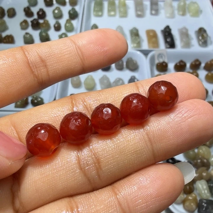 和田玉未镶嵌珠宝奇石