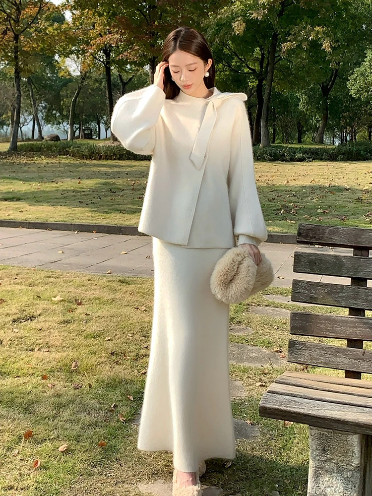 早秋端庄大气名媛高级感温柔小香风白色针织毛衣套裙套装女