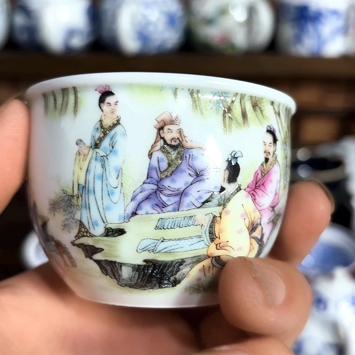 景德镇陶瓷小茶杯