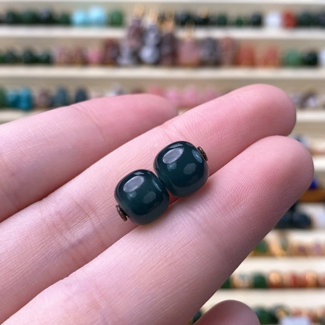 翡翠未镶嵌颈饰对珠