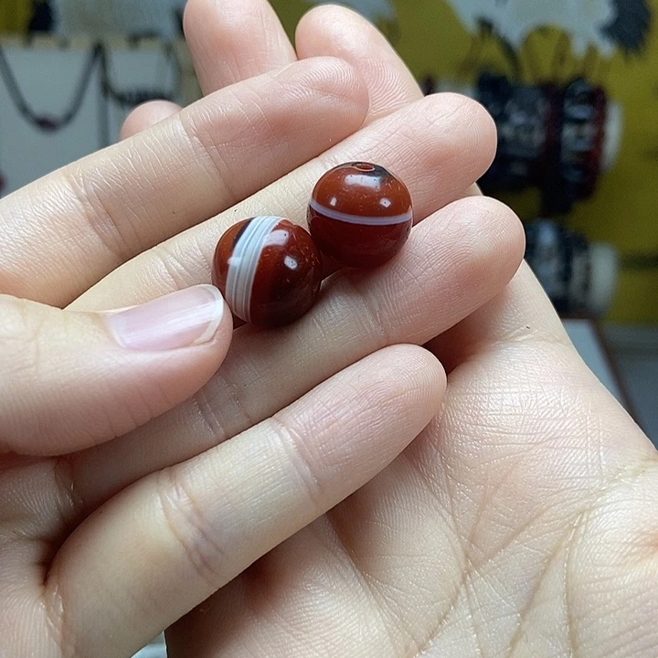M****玛瑙/玉髓散珠一线