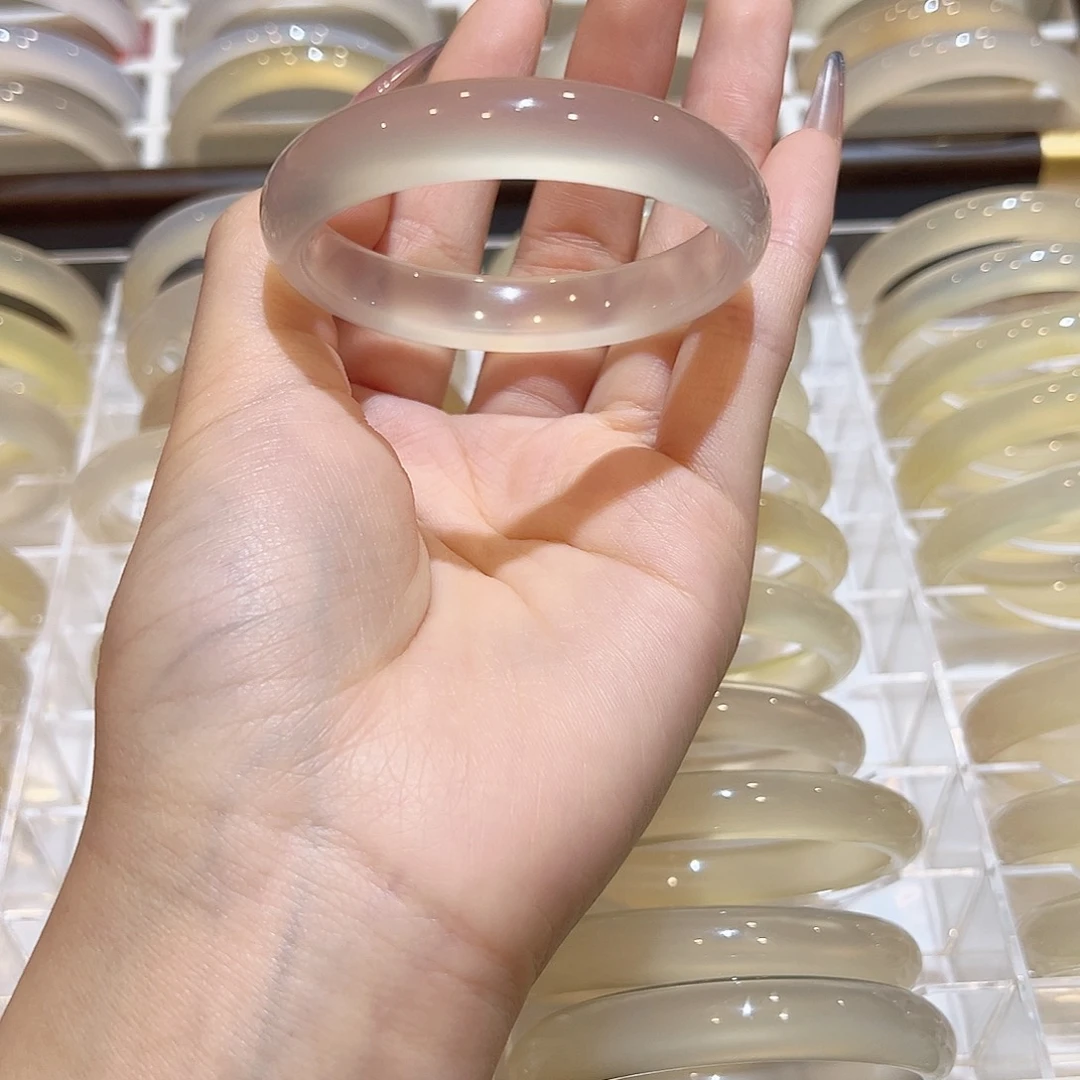 玛瑙/玉髓未镶嵌手镯