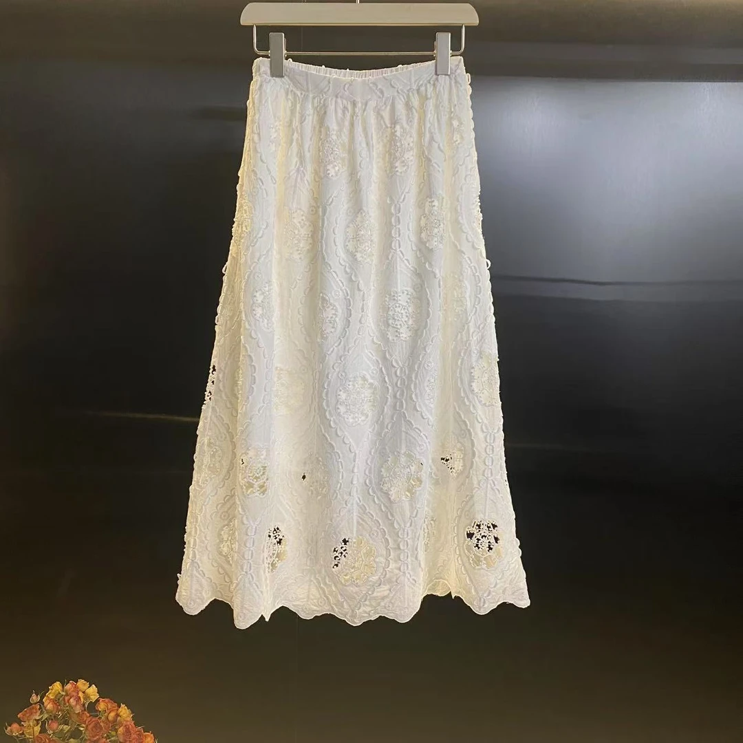 2025新款新中式高定镂空工艺高腰气质时尚白色百搭显瘦女长裙