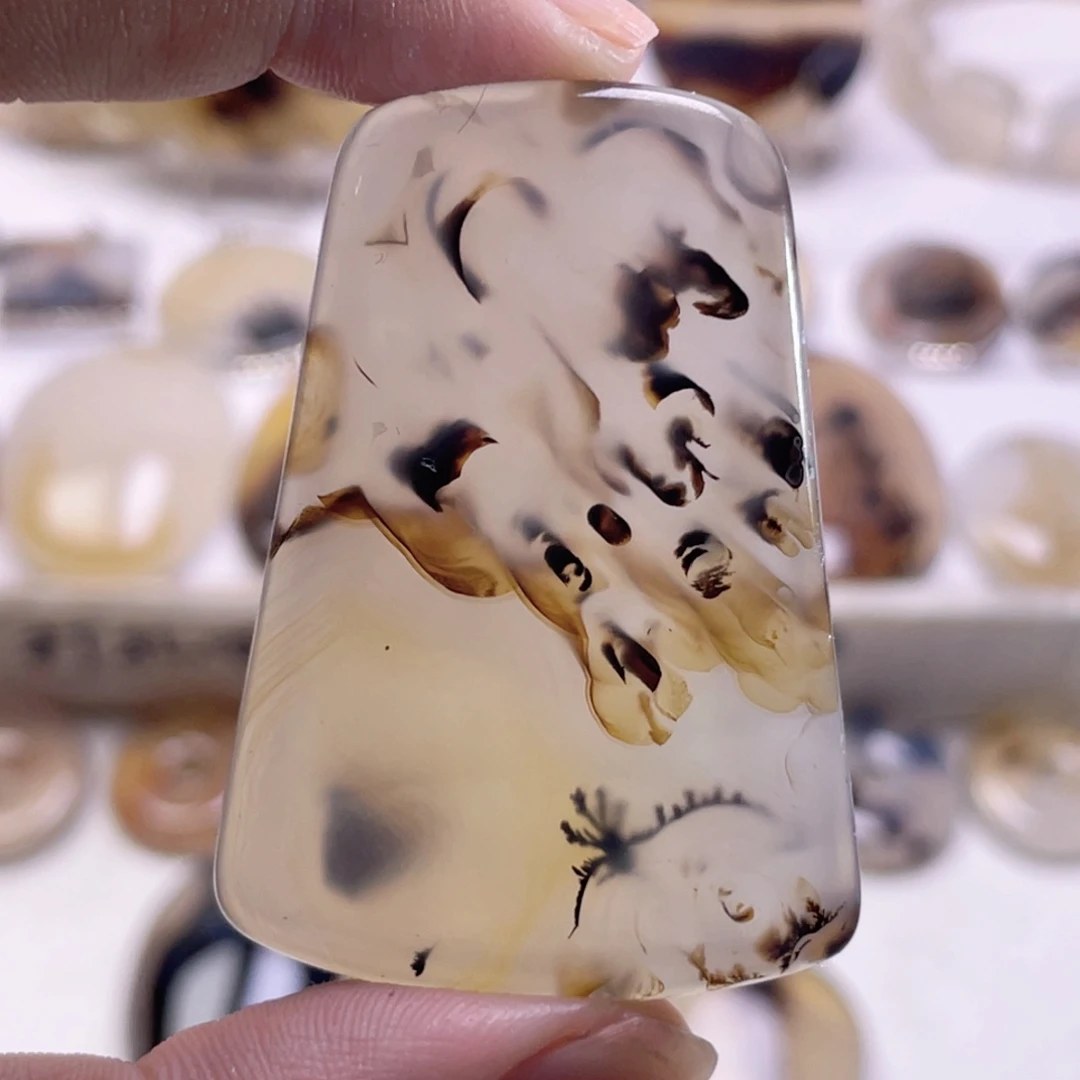 玛瑙/玉髓未镶嵌珠宝奇石