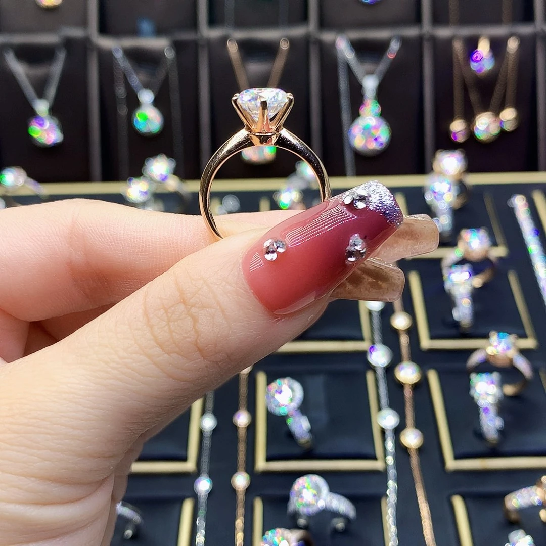 合成碳硅石戒指/指环18K金镶嵌格*