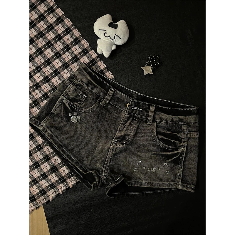 美式复古辣妹低腰牛仔短裤女2025夏季新款高街设计修身超短热裤潮