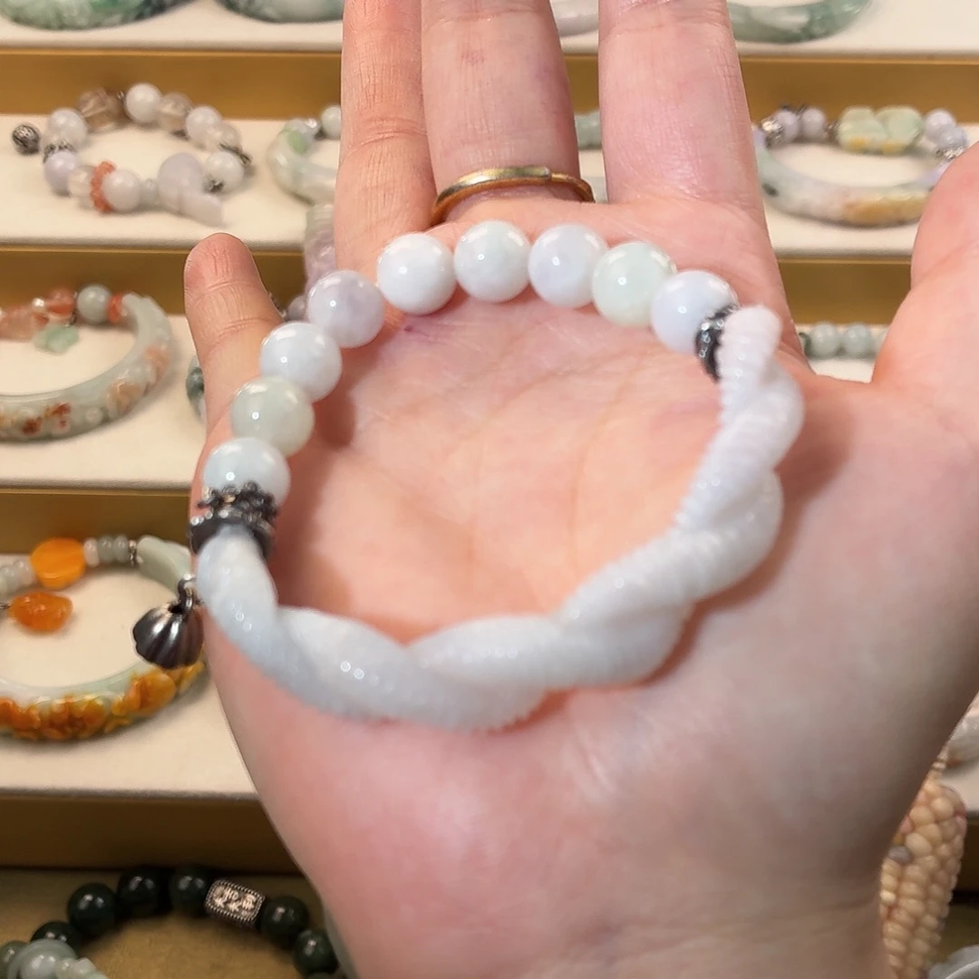 翡翠未镶嵌手镯麻花设计款滴流是莲藕