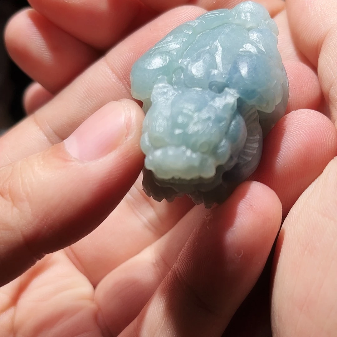 定制翡翠未镶嵌貔貅