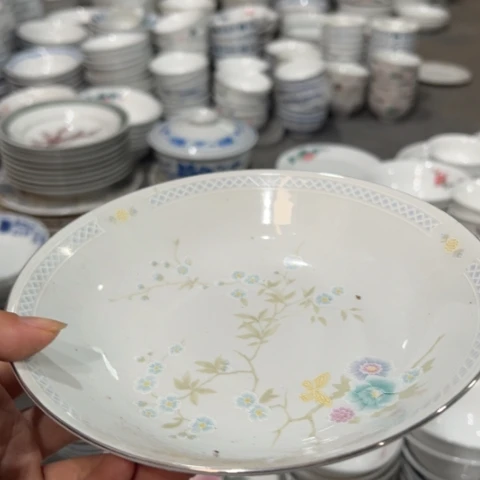 醴陵高温老厂瓷釉上19厘米深盘微瑕