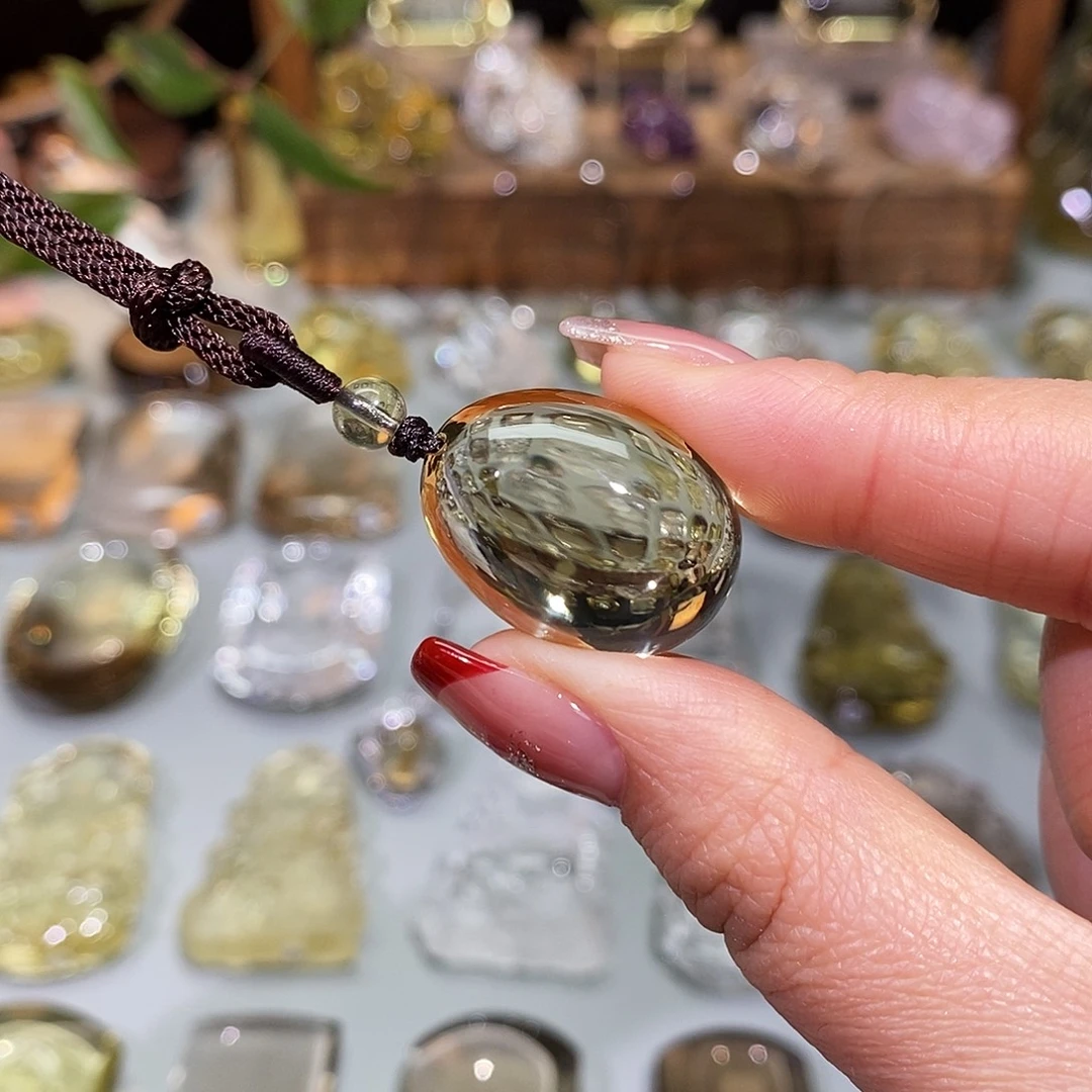 水晶颈饰未镶嵌天然水晶吊坠