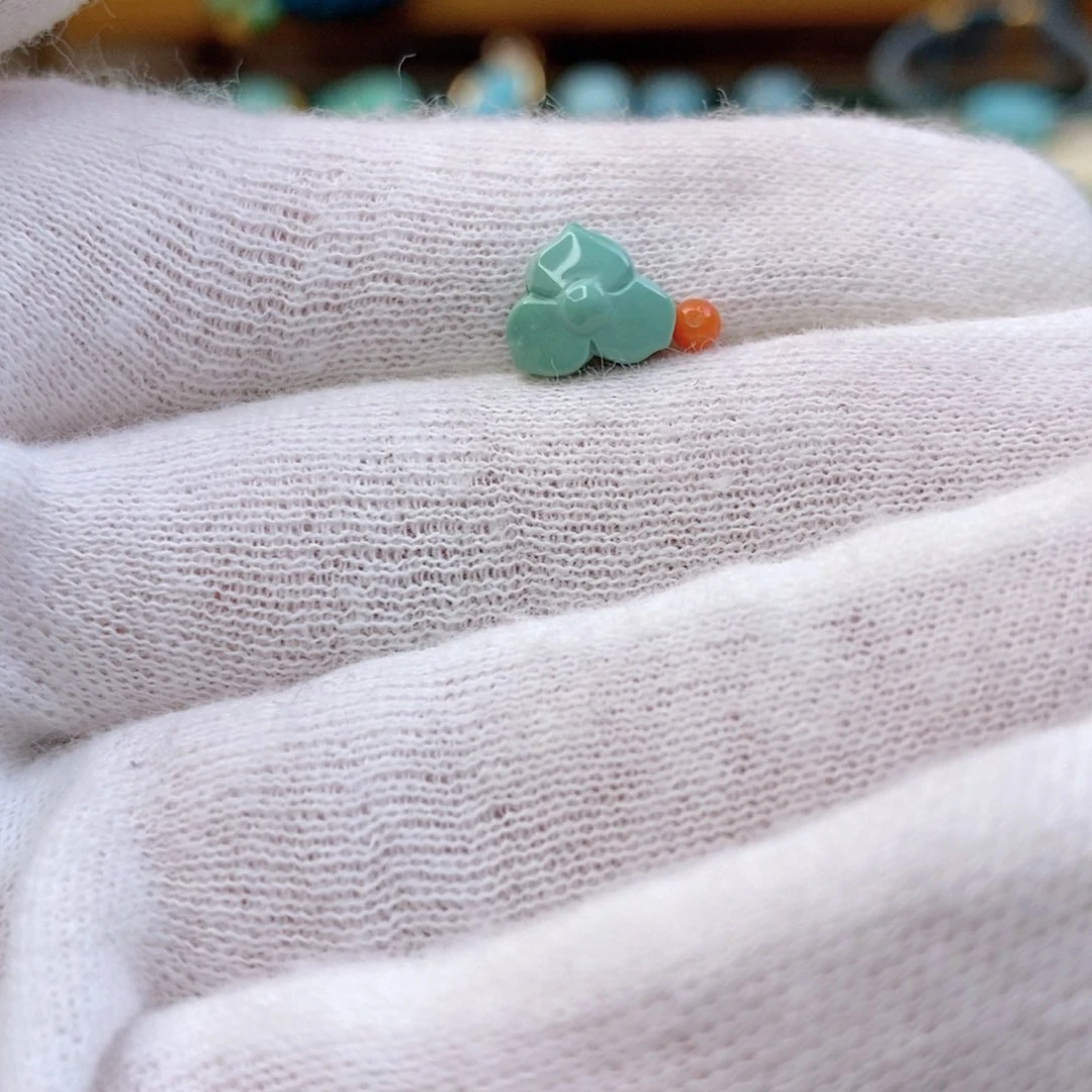 南红玛瑙未镶嵌珠宝奇石