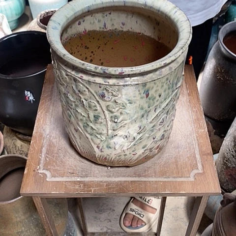 紫砂花盆口18高度22瑕疵