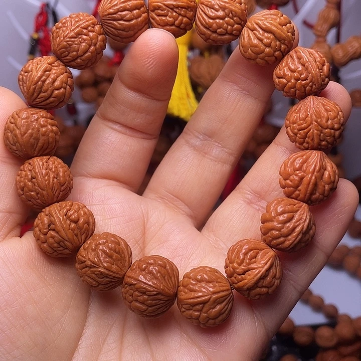 桃核吊坠龙纹桃枭