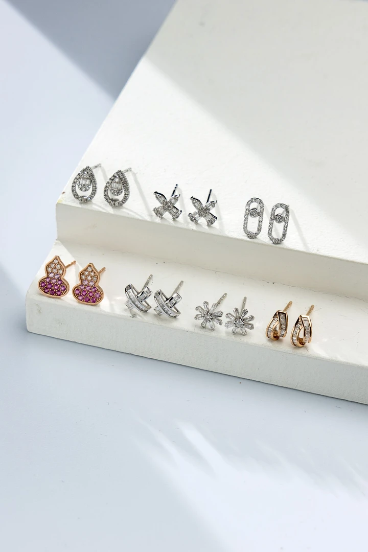 【一菲臻选】钻石耳饰-WE220-多样性发其一|BZS4