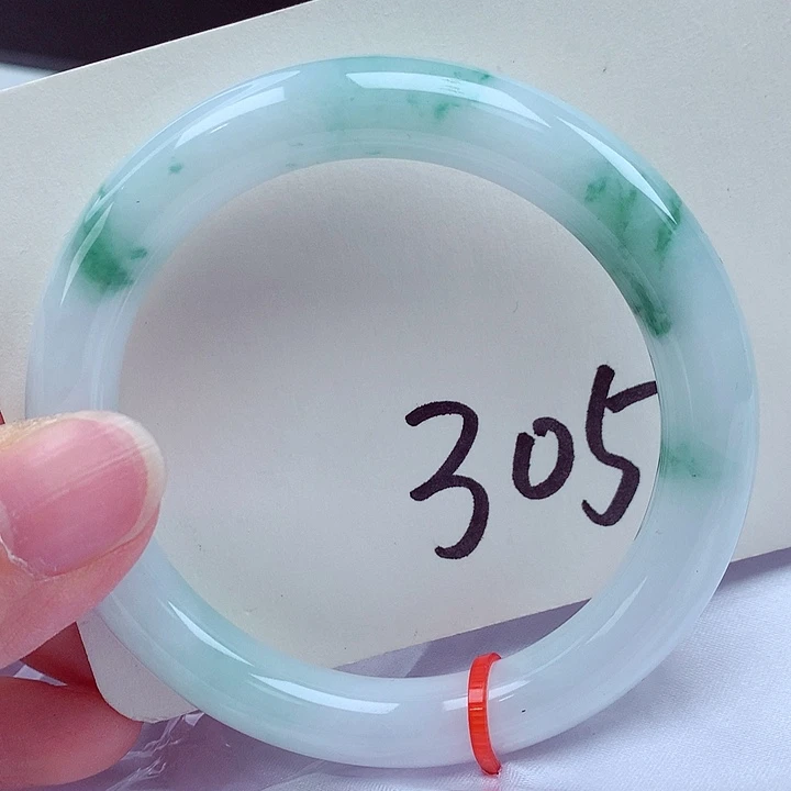 翡翠未镶嵌手镯翡翠