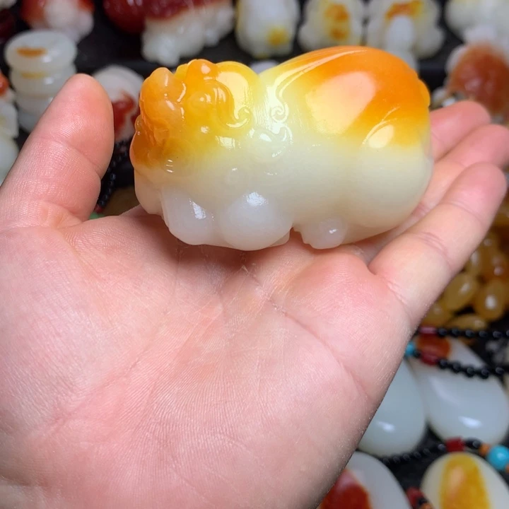 新疆戈壁石五彩石