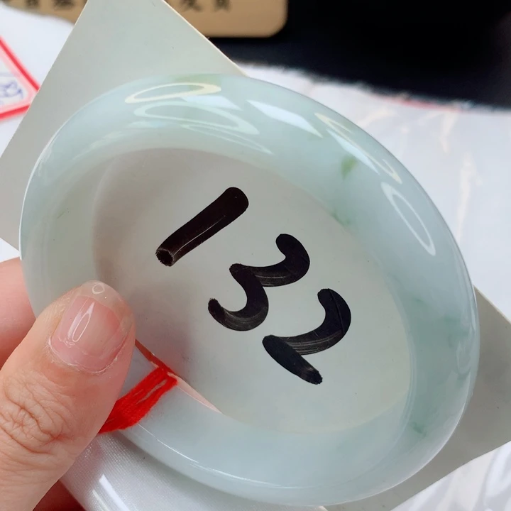 翡翠未镶嵌手镯福利镯