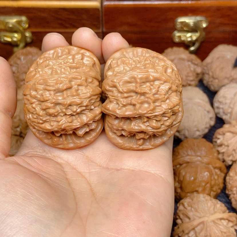 【闪购商品】文玩核桃吊坠k***s白狮子48