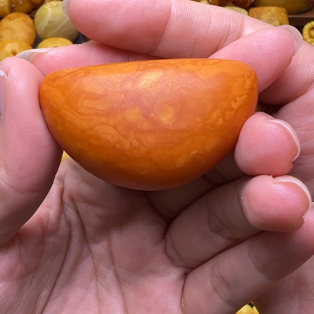 蜜蜡未镶嵌珠宝奇石50加