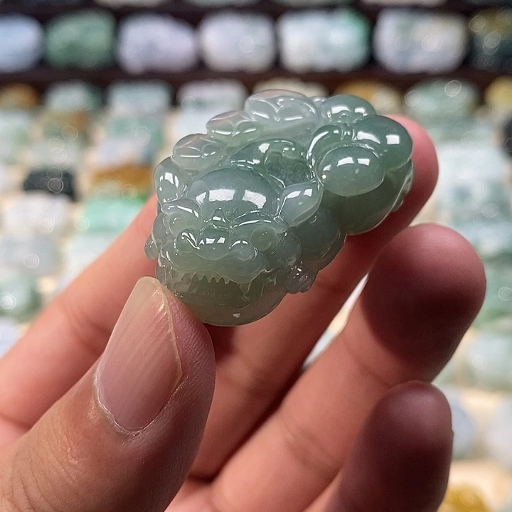 颈饰未镶嵌翡翠貔貅