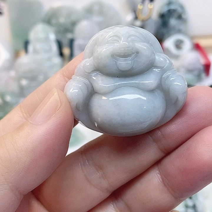翡翠未镶嵌颈饰佛公