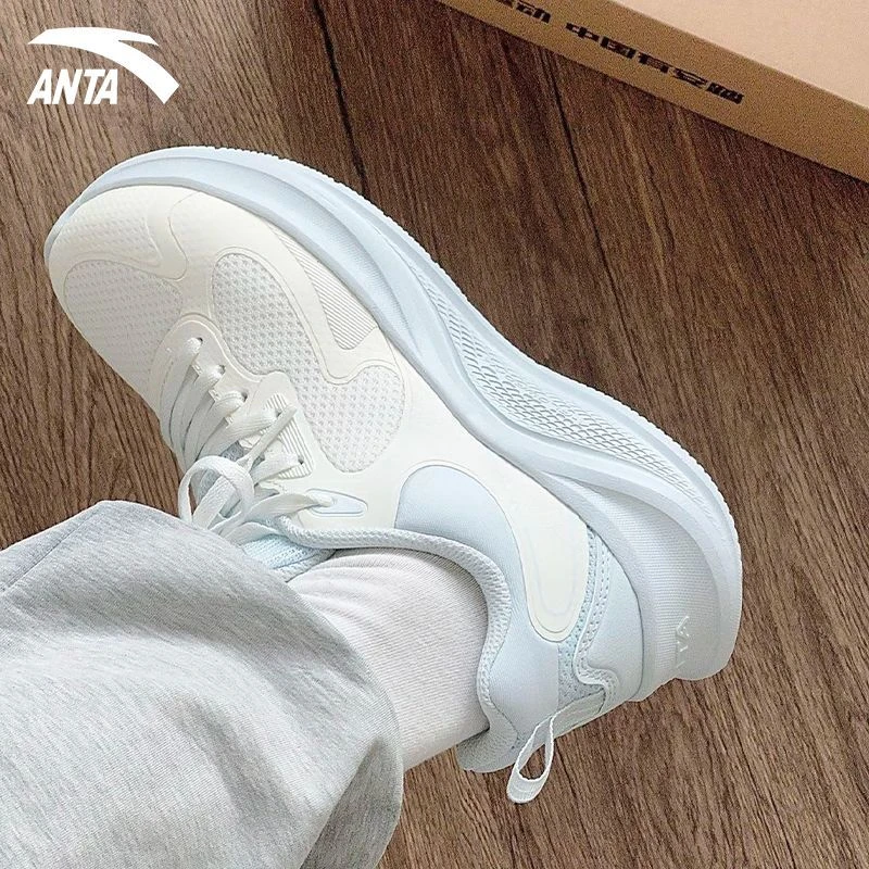 安踏漫步女鞋运动鞋跑步鞋秋冬皮面保暖防滑耐磨轻便学生休闲鞋子