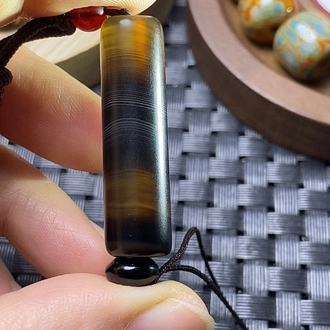 未镶嵌颈饰玛瑙/玉髓球*