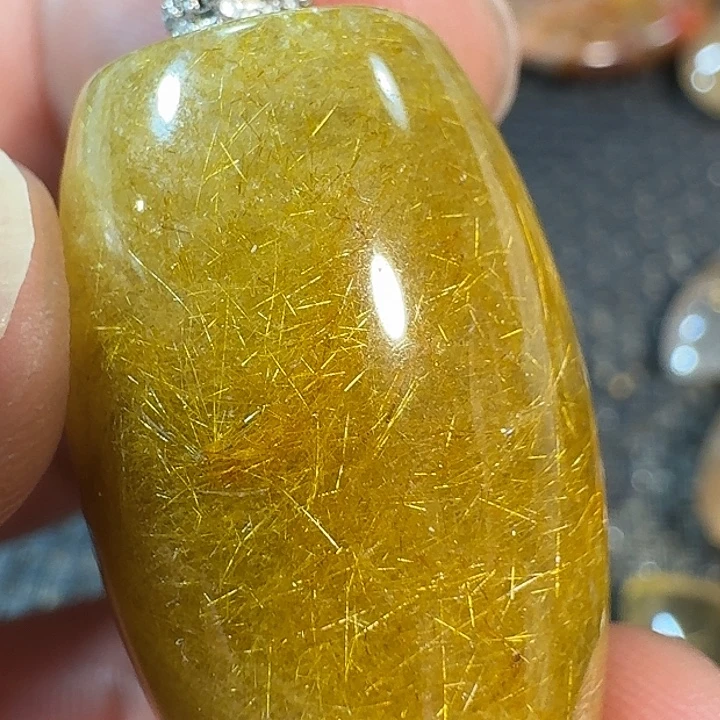 发***橙水晶颈饰未镶嵌你