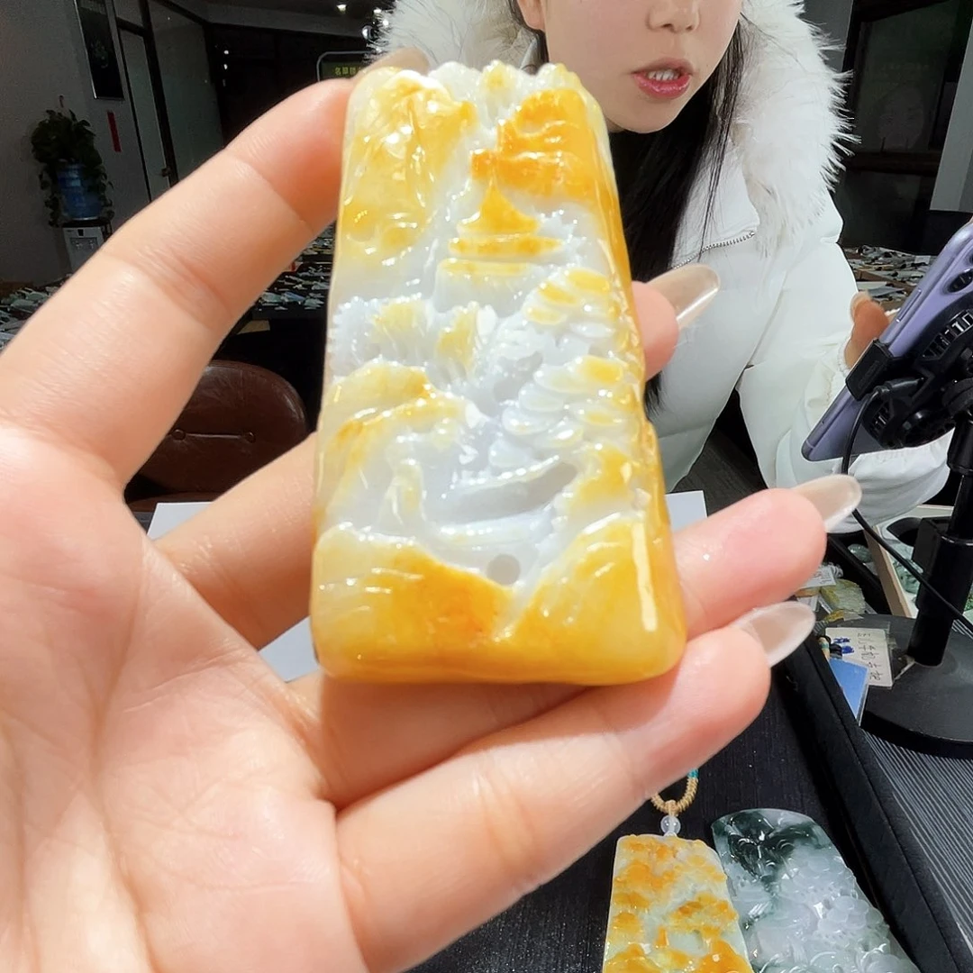 颈饰未镶嵌翡翠一