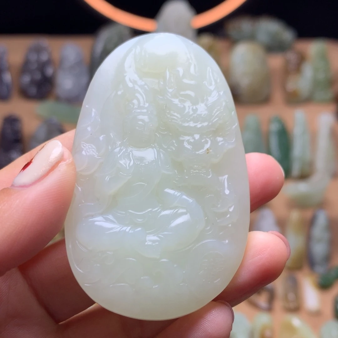 和田玉挂件未镶嵌飞*