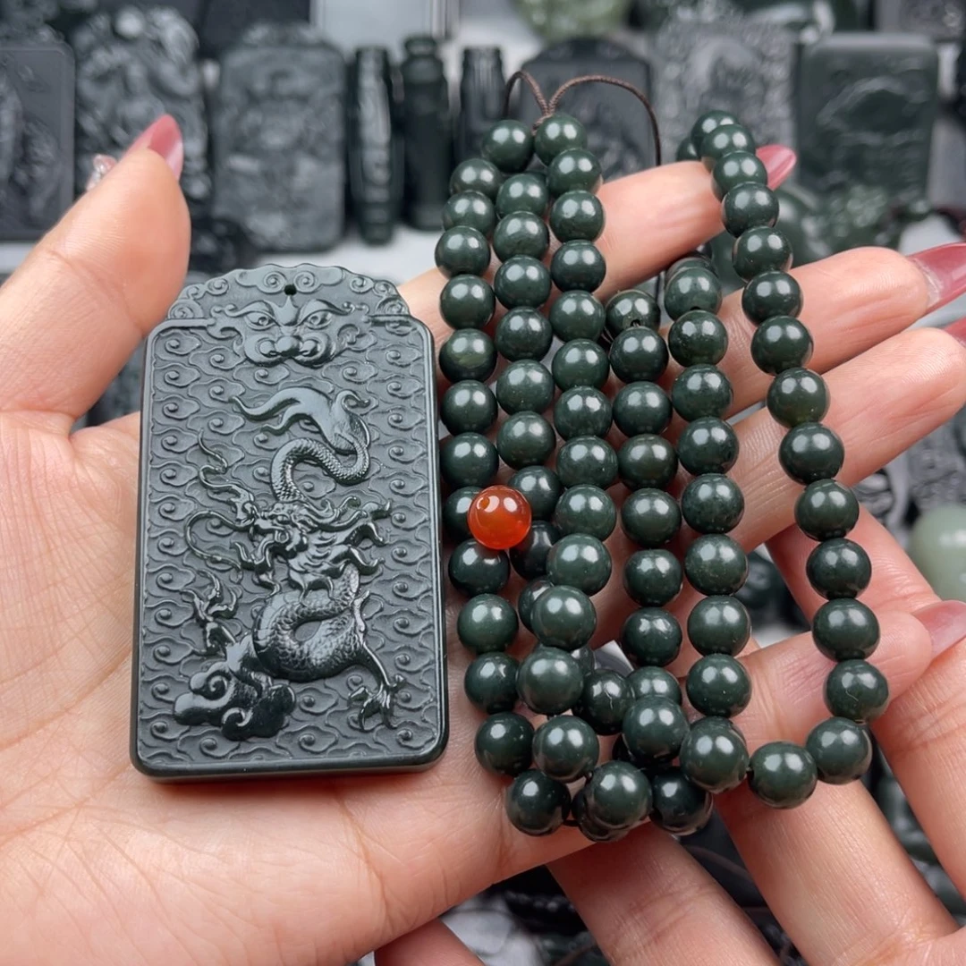 和田玉颈饰未镶嵌唔*得