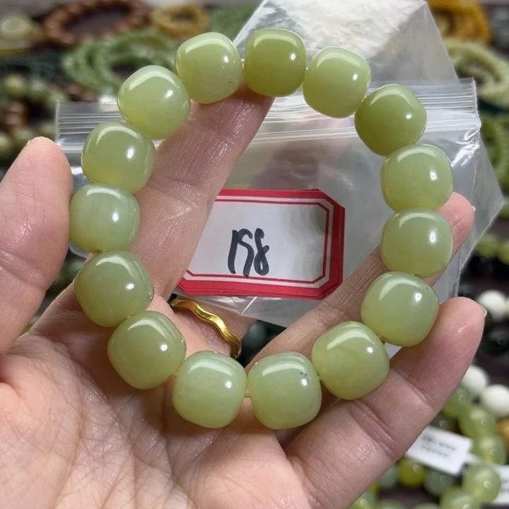 蛇纹石玉未镶嵌手链