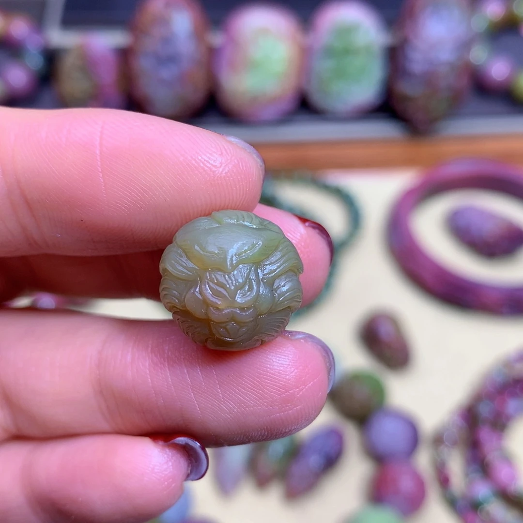 玛瑙挂件未镶嵌华*姐盐源