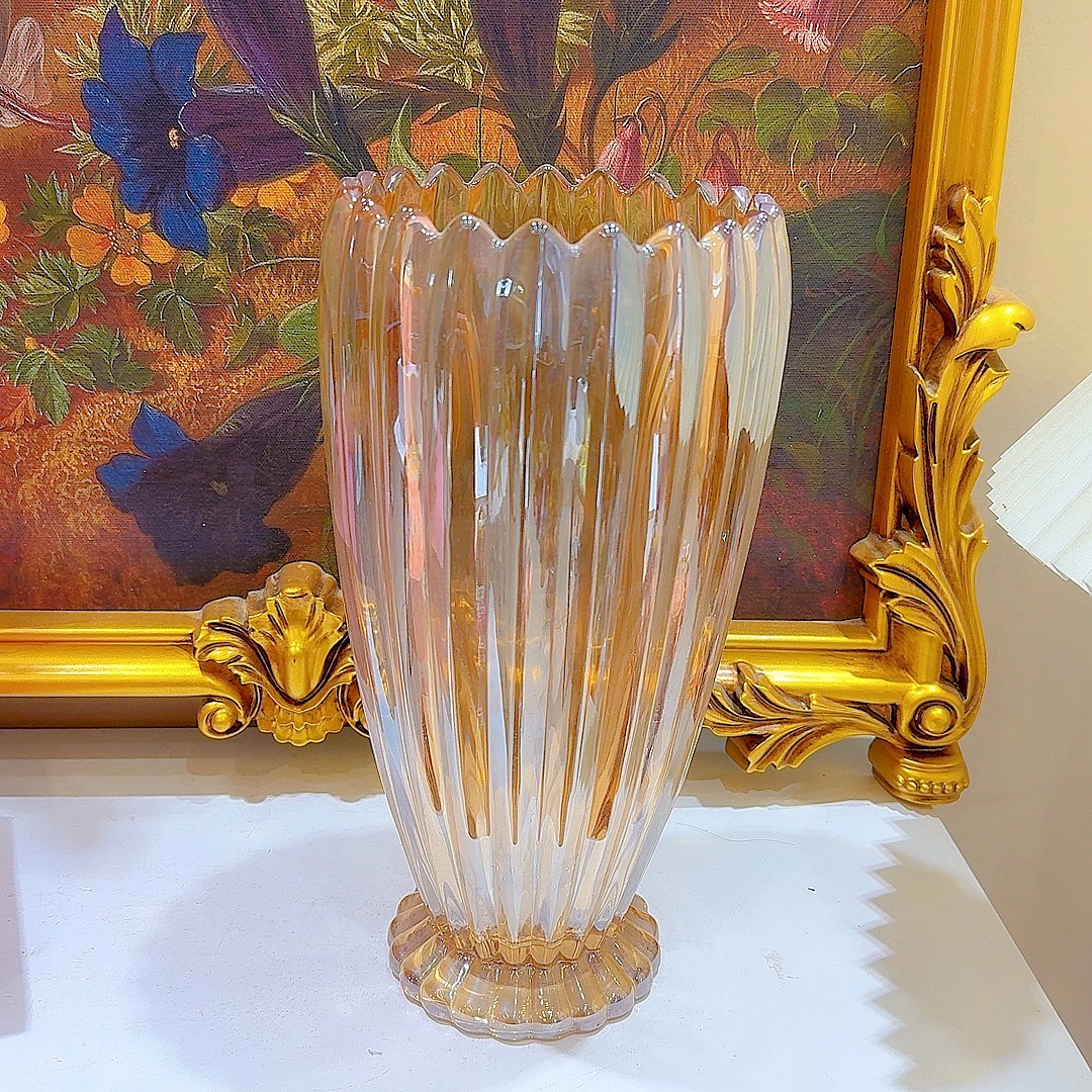 金色高档水培花瓶