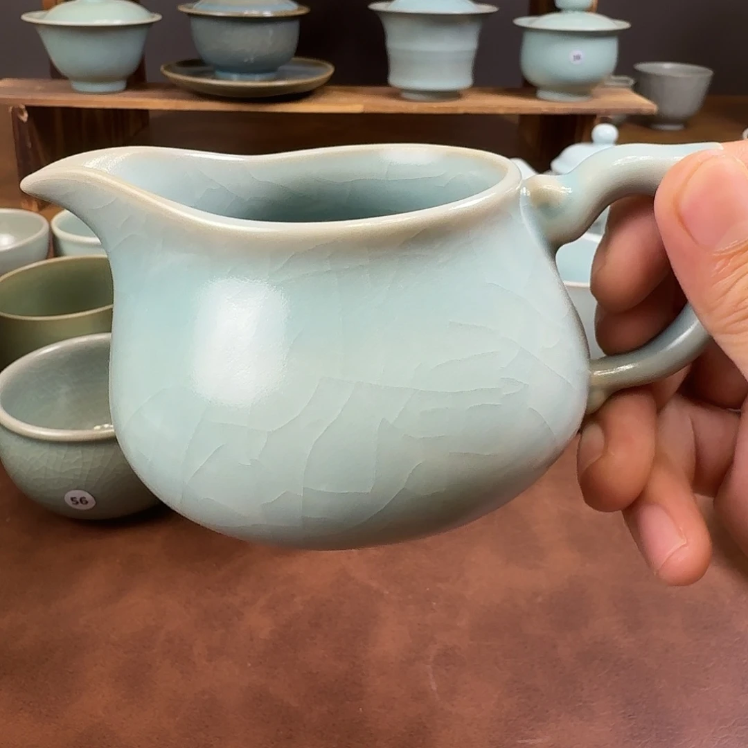 杯子欣****畔哈哈哈姐姐哈哈哈哈