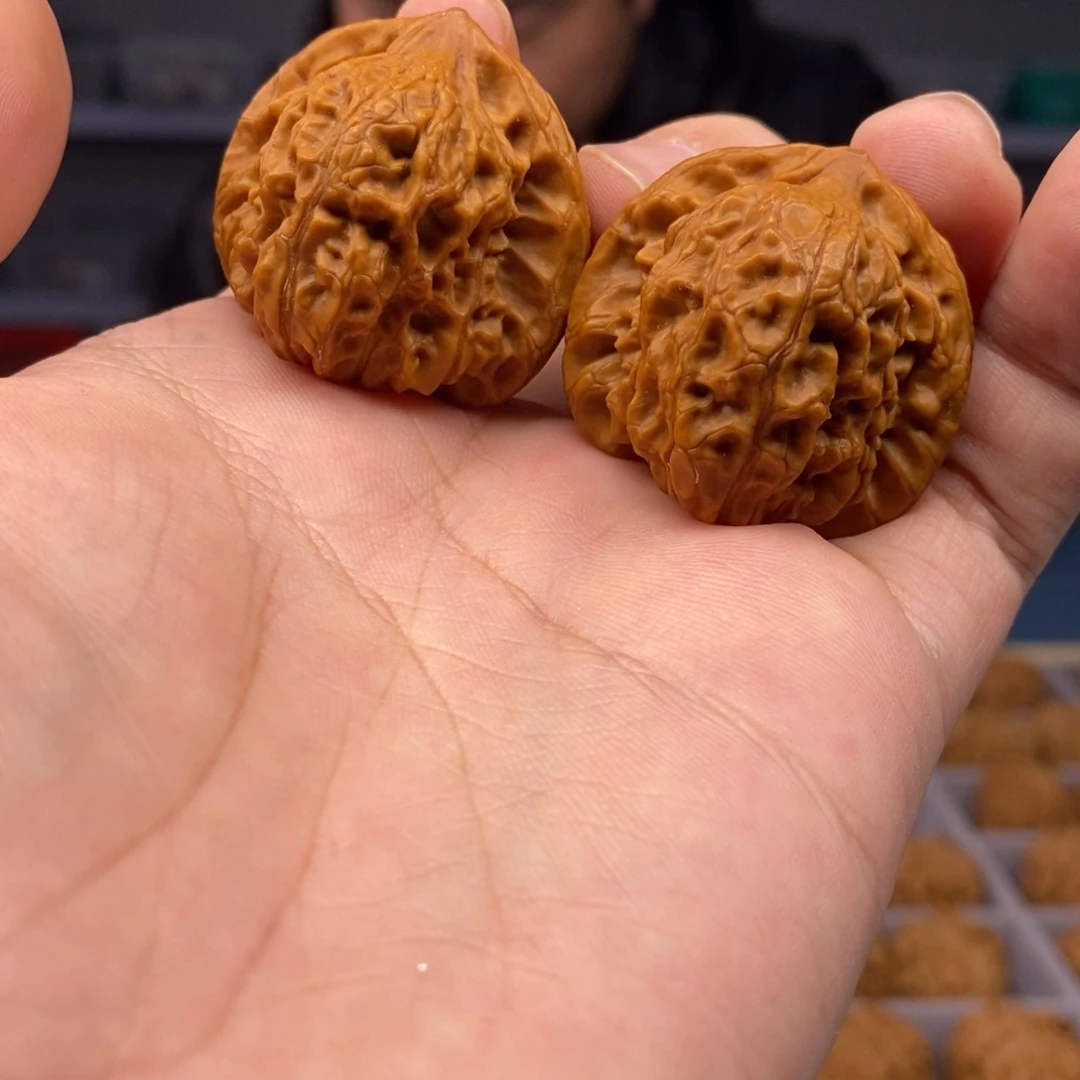 静***水文玩核桃把件白蛇骨