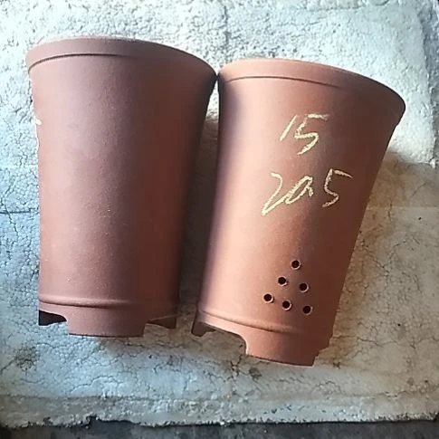 红泥新品两个花盆微瑕