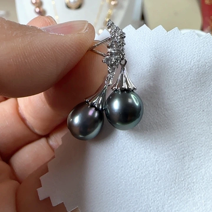 海水珍珠大溪地水滴款后面有个点银S925镶嵌小*肉