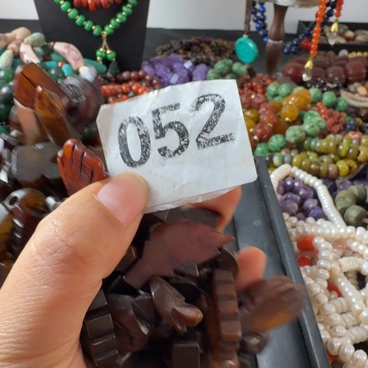 米***儿玛瑙/玉髓未镶嵌颈饰