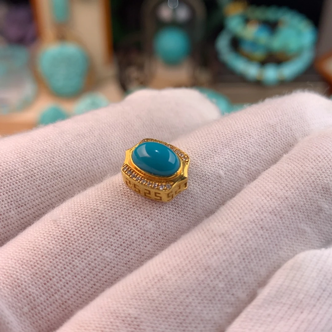 绿松石18K金镶嵌配饰