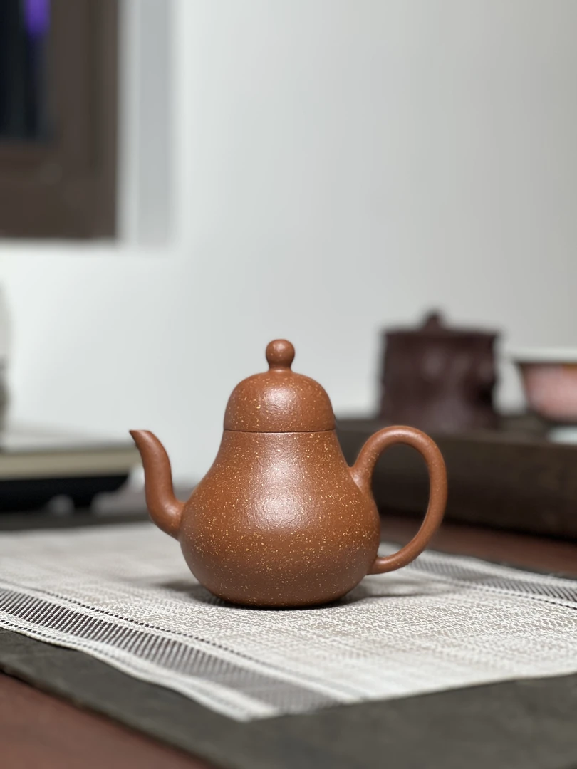 原矿16目粗砂红降坡泥思婷壶220毫升半手工（微瑕）宜兴紫砂壶232