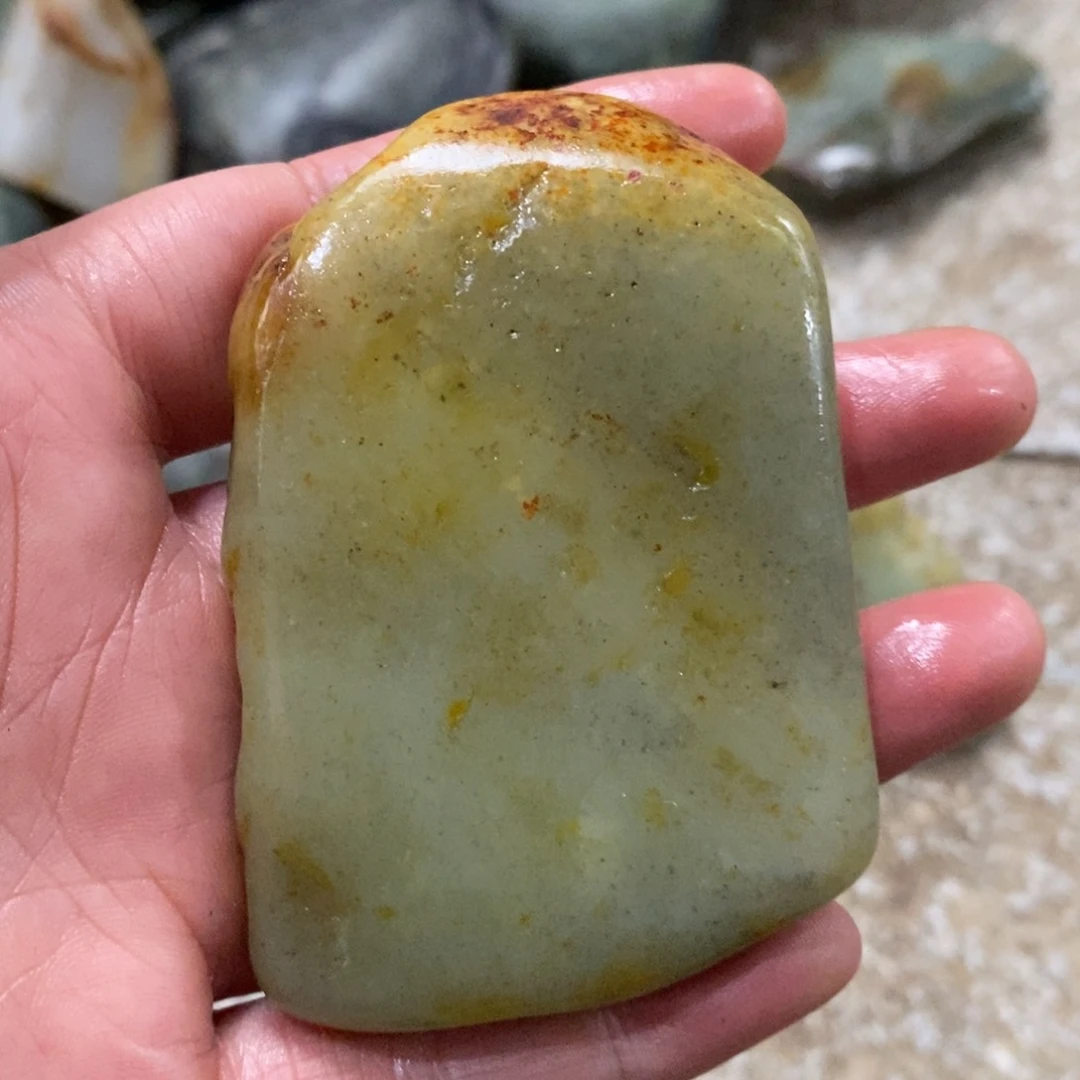 未镶嵌和田玉（糖玉）挂件